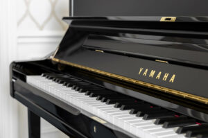 Yamaha U1 Upright Piano for Sale in Los Angeles